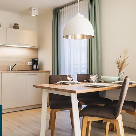 Apartament Am Park 15
